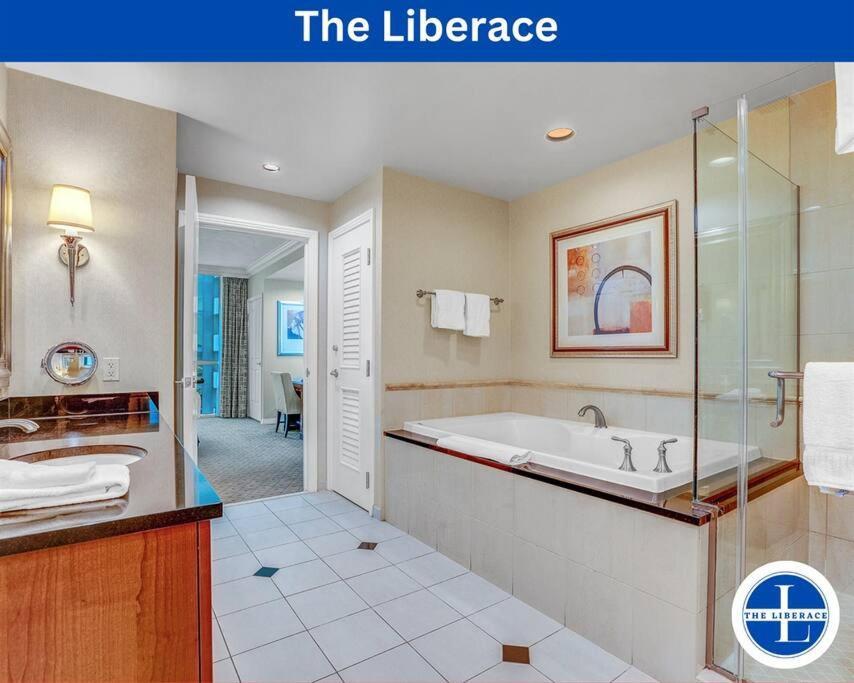 The Liberace Aparthotel Las Vegas Exterior foto