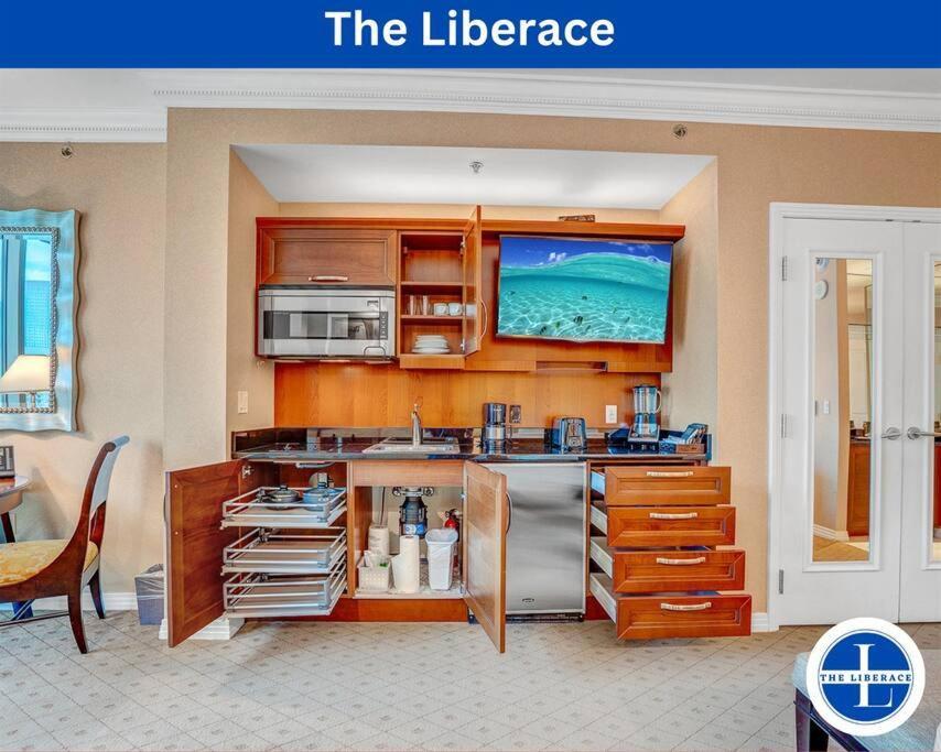 The Liberace Aparthotel Las Vegas Exterior foto